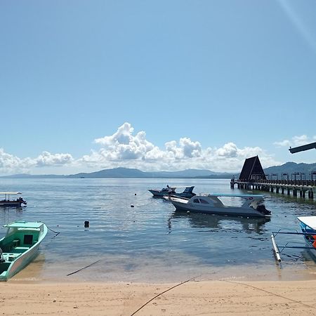Mamalis Homestay Manado Kültér fotó