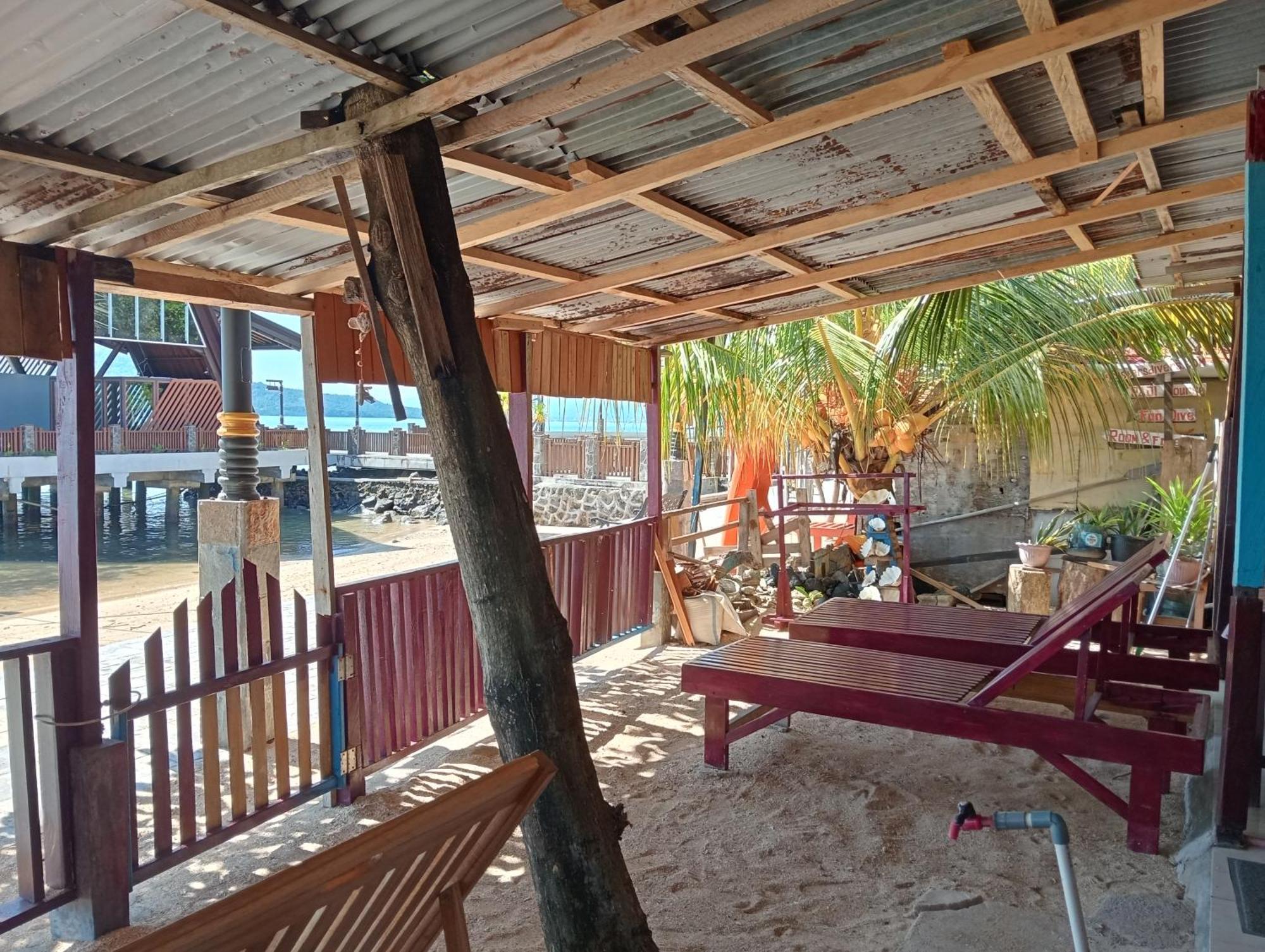 Mamalis Homestay Manado Kültér fotó